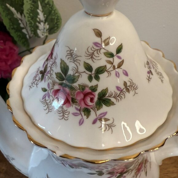 Royal Albert Lavender Rose Coffee Pot Montrose Shape Vintage Bone China Pink - Picture 5 of 9